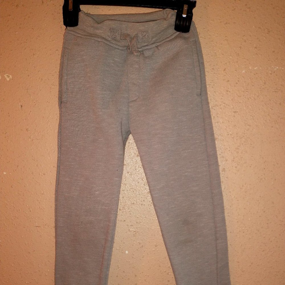 BOYS,GRAY, SWEATPANTS,DRAWSTRING,SIZE-SMALL (8)